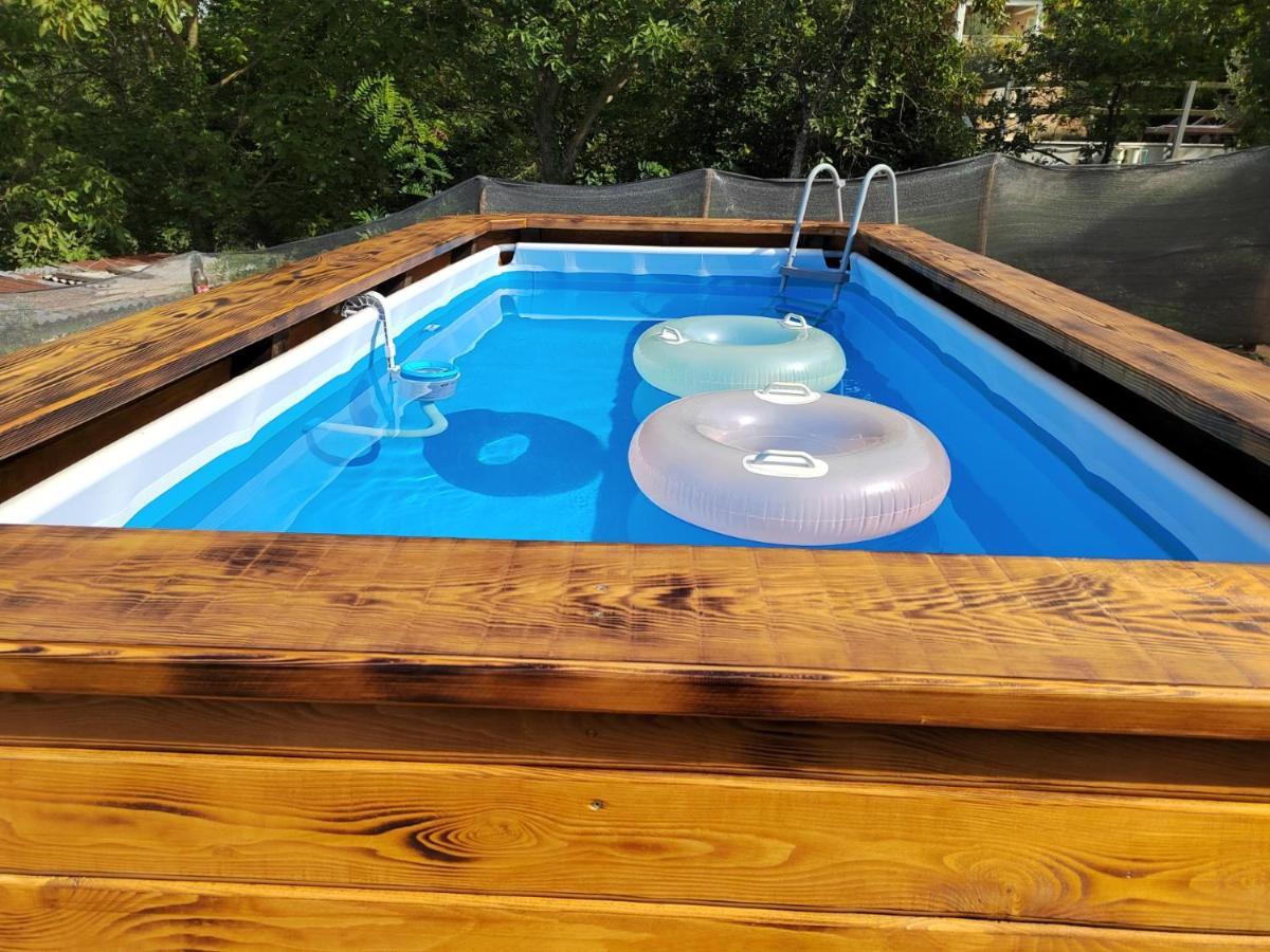 Apartman Goga With Pool And Jacuzzi Лабин Экстерьер фото